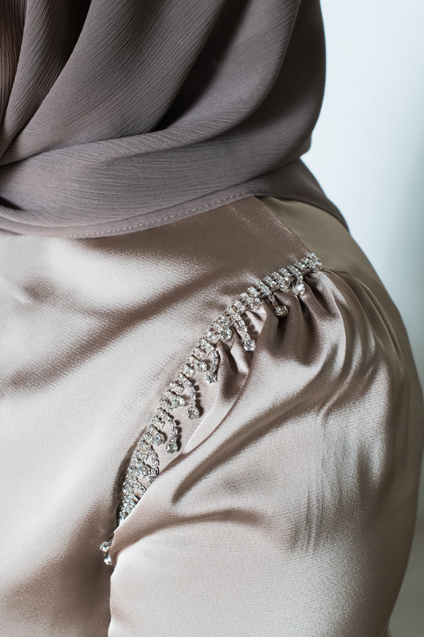 STAIN-BEIGE